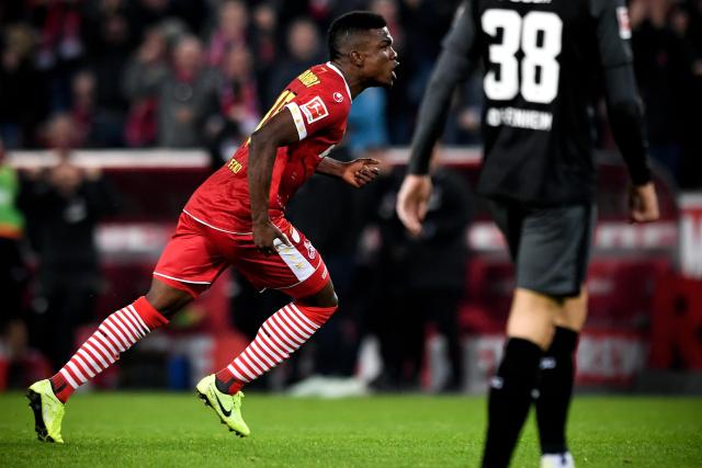 范迪克：取代克洛普非常艰巨但斯洛特干得很好